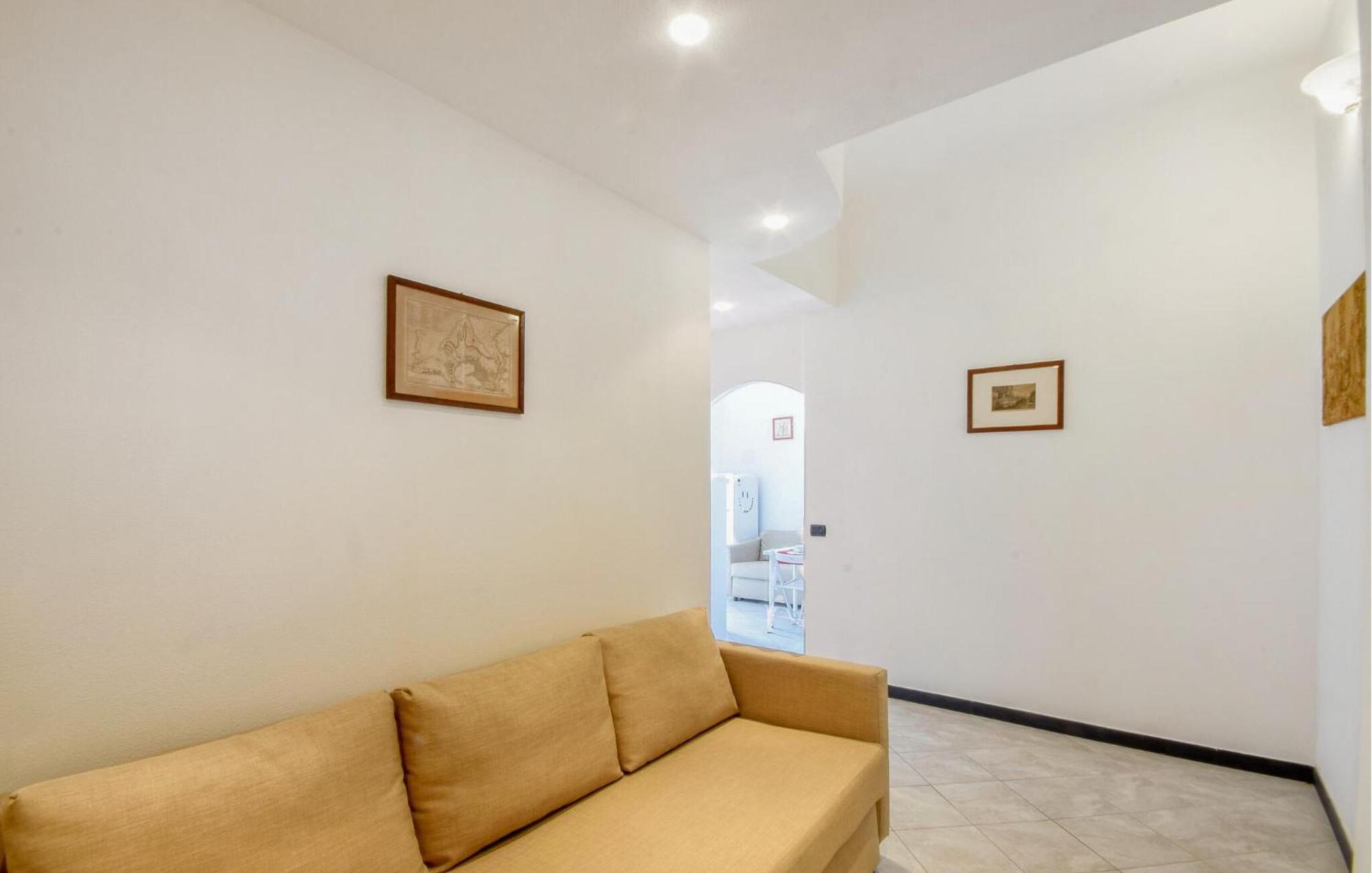 Appartamento 1 Bedroom Beautiful In Genova